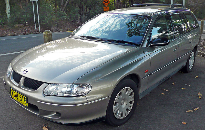 File:2000-2001 Holden VX Commodore Executive station wagon 03.jpg