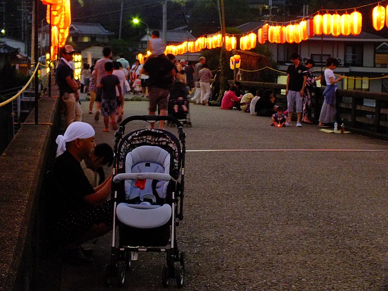 File:20140729 Ichijima-Kawasuso Matsuri 市島川裾祭（丹波市市島町）竹田川DSCF0499.JPG