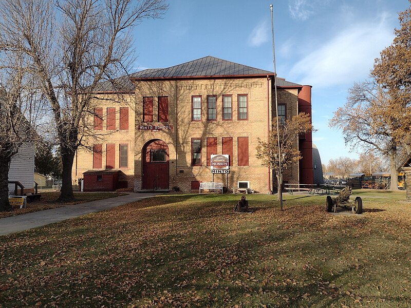 File:20221019 092644 1895 Minto School, Walsh County Historical Museum, Minto, ND.jpg