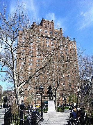 <span class="mw-page-title-main">299 West 12th Street</span> Residential skyscraper in Manhattan, New York