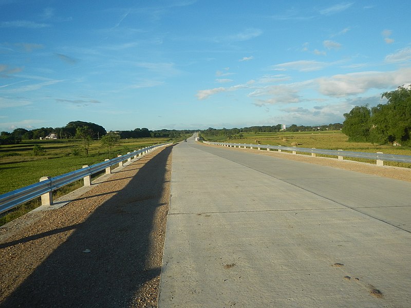 File:9923Tambubong, Caingin Sampaloc, San Rafael, Bulacan Roads 17.jpg