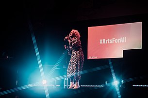 Sandé al A Charter for the Arts Launch nel 2019