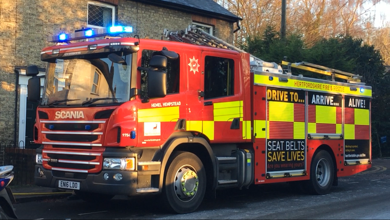 File:A Typical Hertfordshire Fire Engine.png