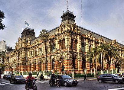 Cómo llegar a Palacio De Aguas Corrientes en transporte público - Sobre el lugar