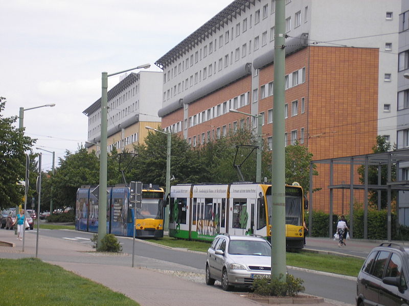 File:Am Theaterplatz Nordhausen.JPG