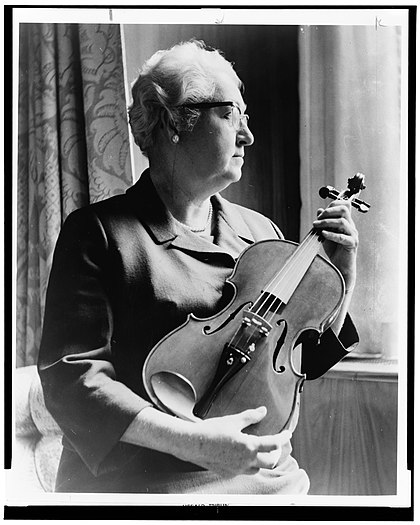 Virginia Apgar with self-made violin (60s)