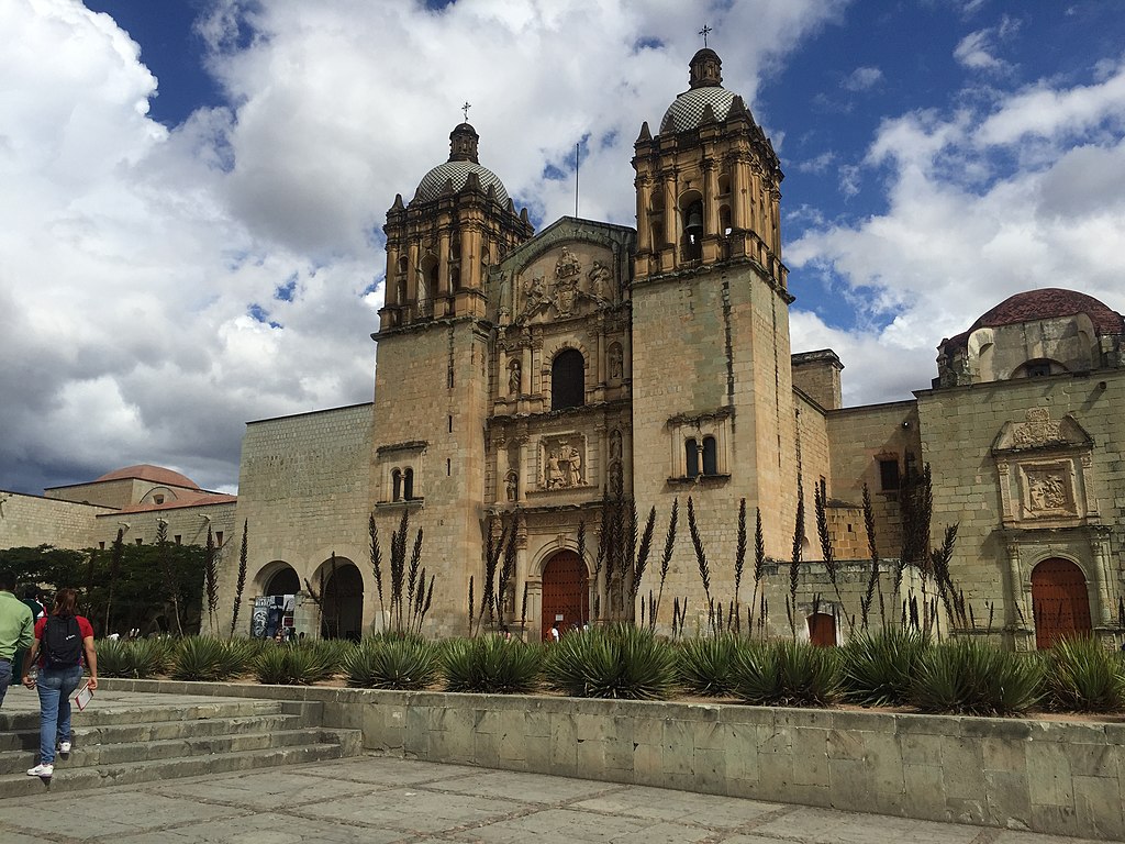 Atrio Iglesia de Santo Domingo Oaxaca Centro