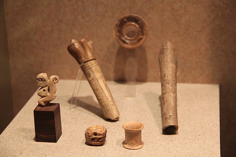File:Aztec Carved Bone (9756111244).jpg