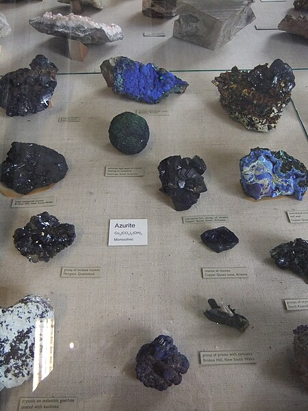 File:Azurite, Natural History Museum, London - DSCF0428.JPG