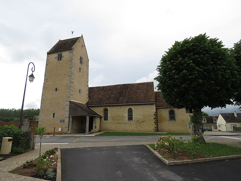 File:Bérus - Église 01.jpg