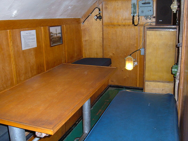 File:B-39 officers' wardroom 1.JPG