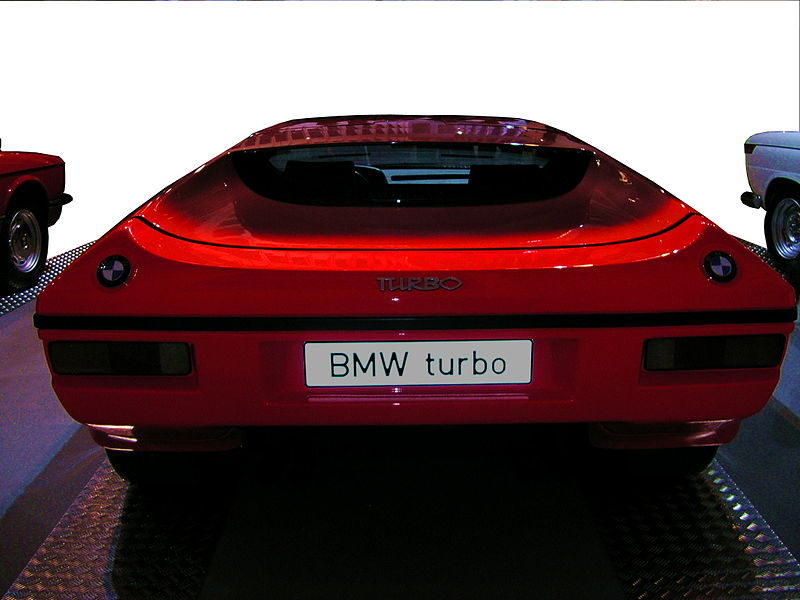 File:BMW turbo Heck.jpg