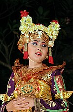 Thumbnail for File:Bali-Danse 0701a.jpg