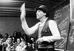 Performance artist Joseph Beuys in 1978: Jeder Mensch ein Künstler — Auf dem Weg zur Freiheitsgestalt des sozialen Organismus - Every person an artist — On the way to the libertarian form of the social organism