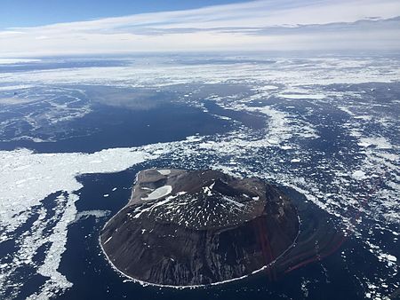 Bransfield Island (30724544742).jpg