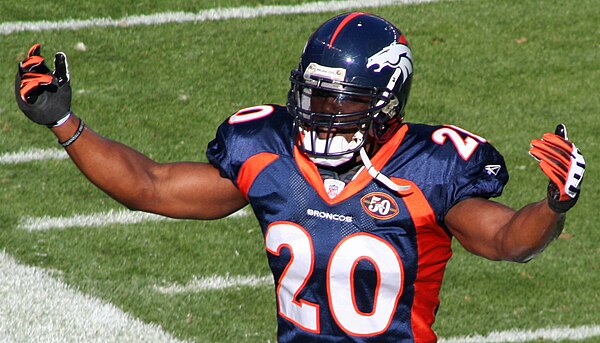 Dawkins in 2009 with the Broncos