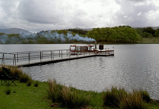 Building up steam on Loch Awe - geograph.org.uk - 2259599