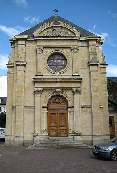 File:Caen visitation portail.jpg