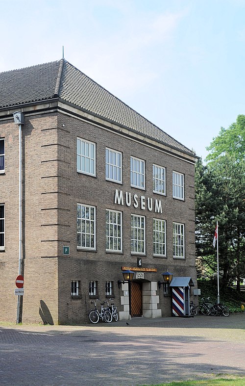 Cavaleriemuseum Bernhardkazerne Amersfoort.jpg