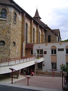 Chaville - église Notre-Dame de Lourdes (2).JPG