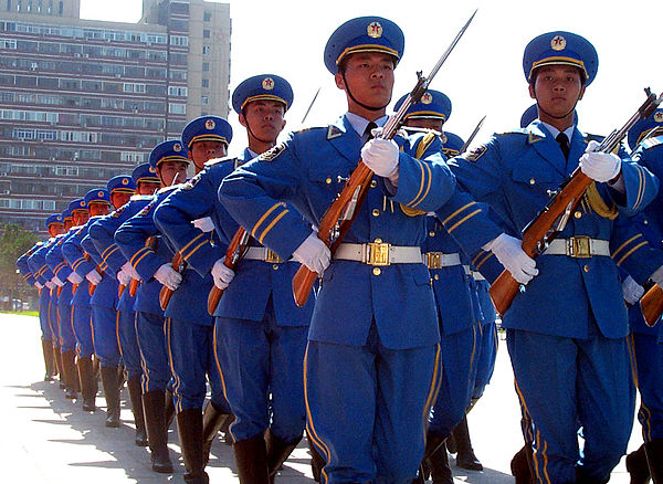 PLAAF airmen on parade during a full honors arrival ceremony in 2000