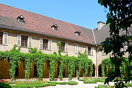 Il chiostro della Chiesa dei Domenicani.