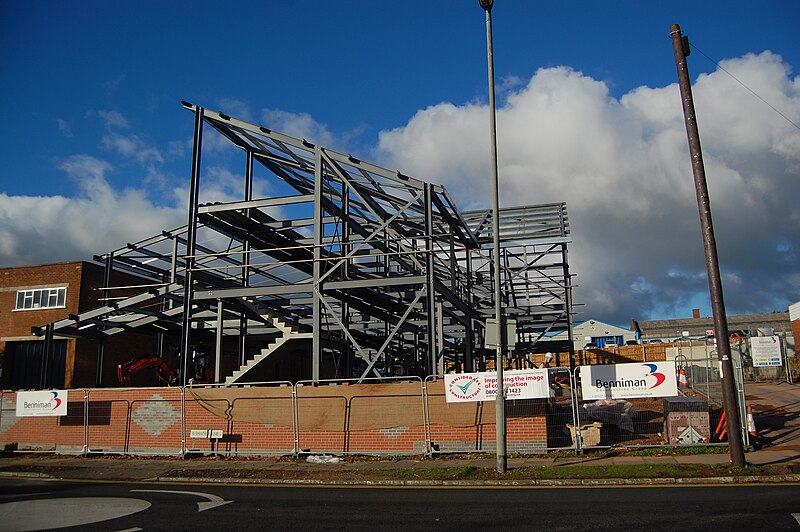 File:Construction of Oaks Medical Centre - Shady Lane - Great Barr 02.jpg