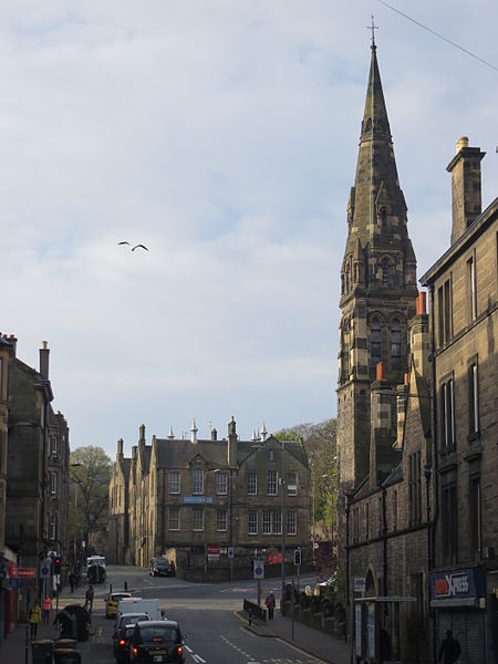 File:Easter Road-London Road junction, Edinburgh, April 2014 (13898127965).jpg