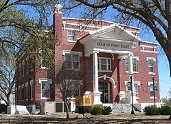 Ellis County, Oklahoma courthouse from NW 2.JPG