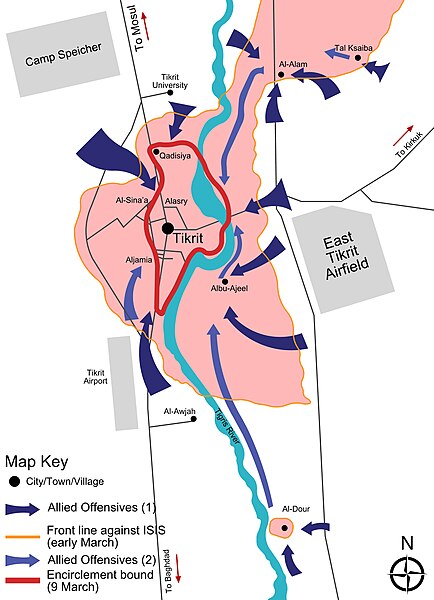 Diagram of the encirclement of ISIS forces in the Second Battle of Tikrit (2015). The blue arrows indicate allied attacks, while the red line is the l