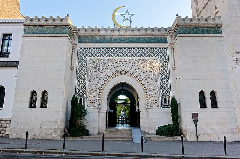 File:Entrance @ Grande Mosquée de Paris @ Paris (30635810393).jpg