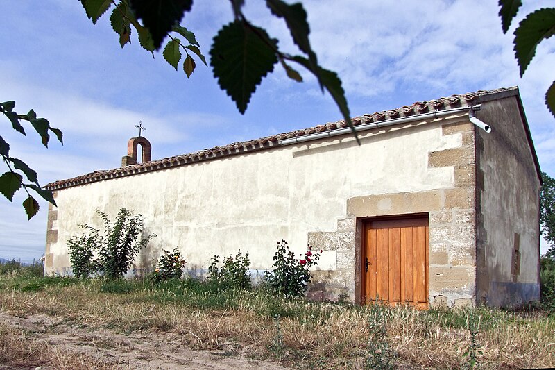 Datei:Ermita del Pilar-Baños de Rioja-11947.jpg
