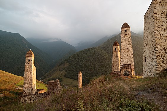 13. Башенный комплекс в Эрзи, Джейрахский район Автор — Argenberg