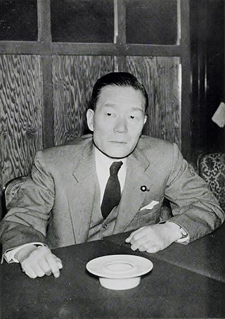 <span class="mw-page-title-main">Etsusaburo Shiina</span> Foreign Minister of Japan for 1964–66