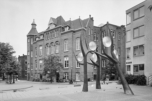 De Tweede Chirurgische kliniek van het vroegere Binnengasthuis, waar in de toekomst de Universiteitsbibliotheek Amsterdam wordt ondergebracht.
