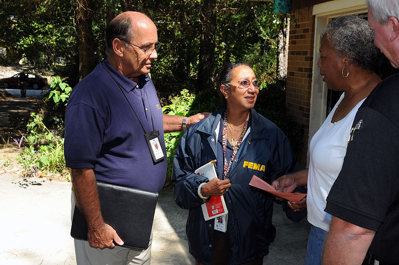 File:FEMA - 42216 - Community Relations Outreach with Home Owner.jpg