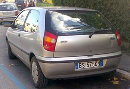 Fiat Palio 1ª geração (fase 1 - visão traseira)