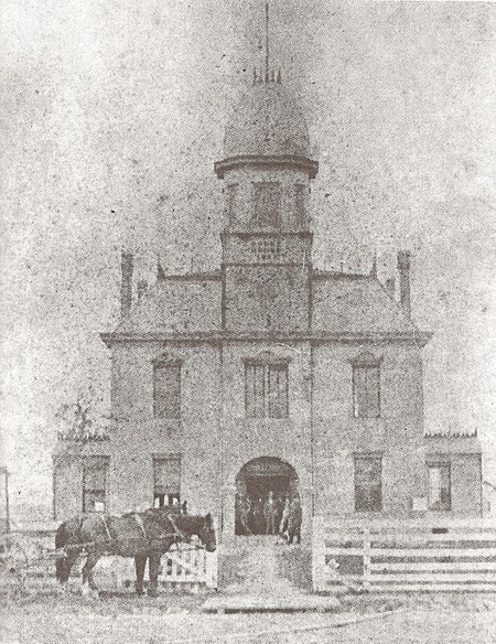 First Acadia Parish Courthouse.jpg