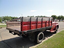 First rear view (from the right) of the truck.