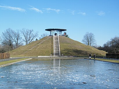 So kommt man zu der Lilienthalpark mit den Öffentlichen - Mehr zum Ort Hier