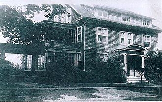 Full Facade of the Tracy S. Lewis House.jpg