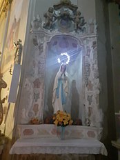 Gêxa de San Michê (Àutu), Stàttua da Madonna