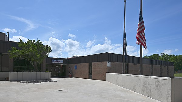 Gar-Field High School main entrance, Woodbridge, VA