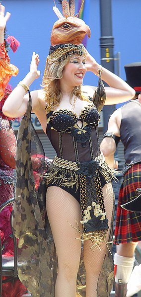 File:Gay Parade 2008 in San Francisco (4).jpg