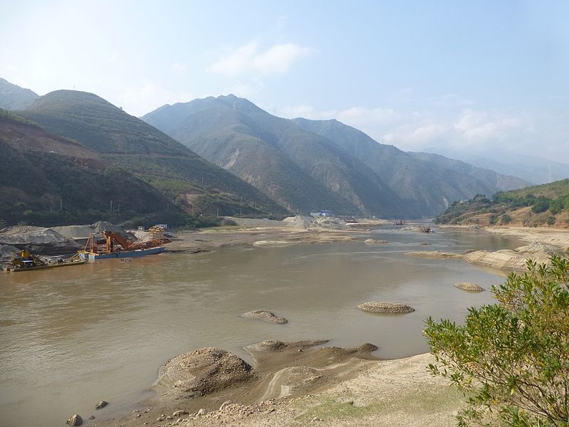 File:Gejiu - Red River Valley - P1370878.JPG