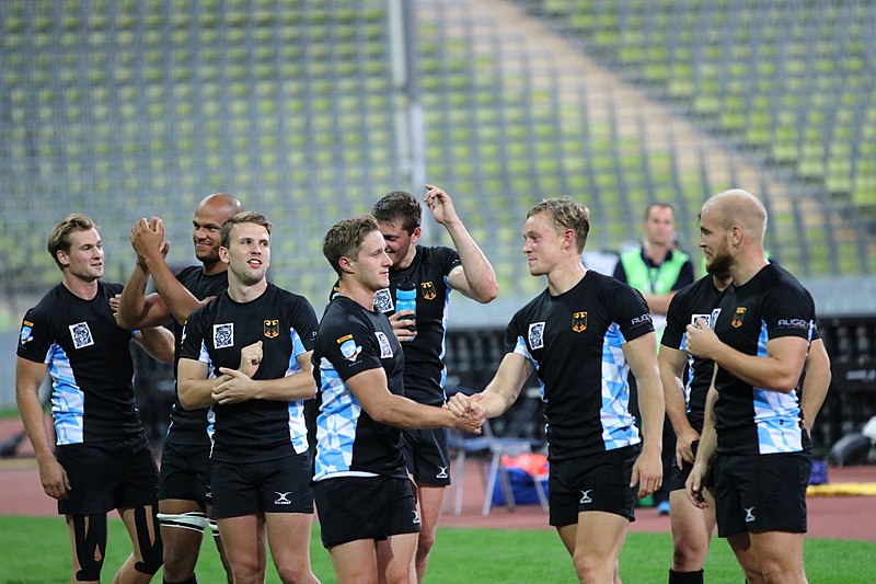 File:Germany Oktoberfest 7s 3029.jpg