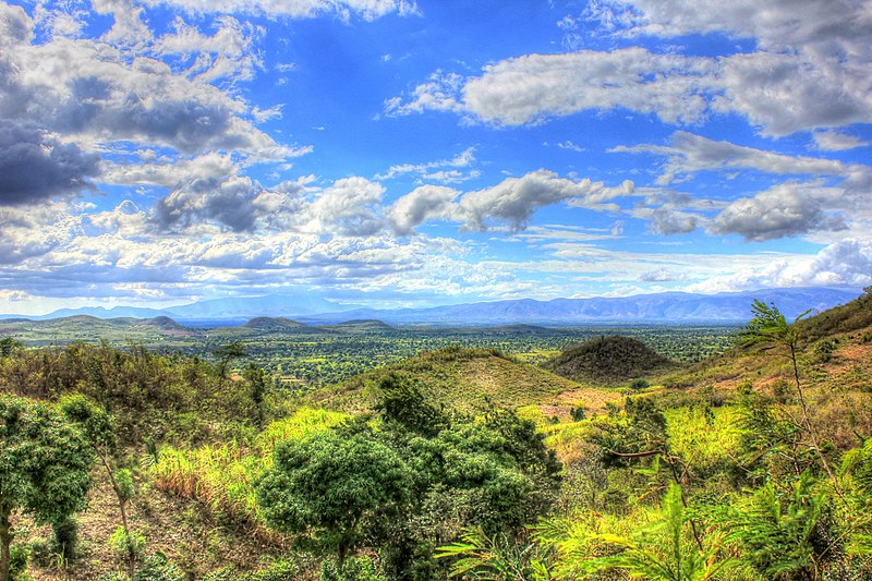 File:Gfp-landscape-around-pignon.jpg