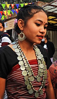 Girl from Reang Tribe of Tripura ready for Hojagiri dance wearing Rignai DSCN1230.jpg