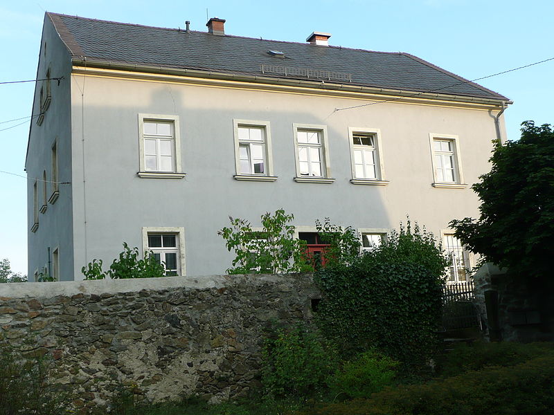 File:Großnaundorf Haus 135.JPG
