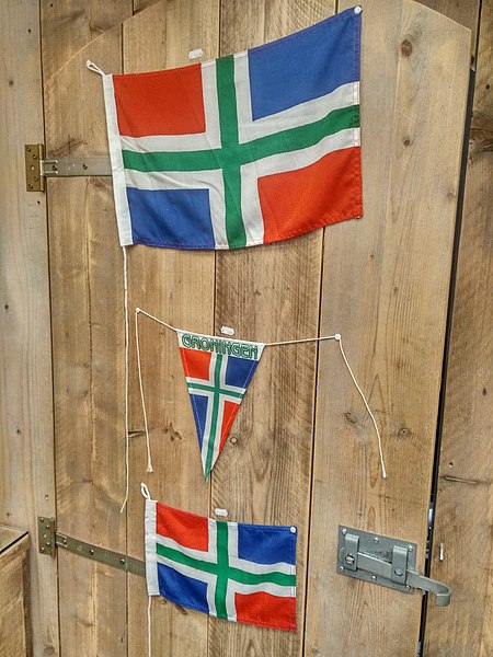 File:Groninger flags in various shapes and sizes, Groningen (2018).jpg